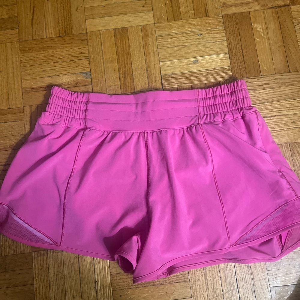 BUNDLE Lululemon Hotty Hot HR size 6 shorts